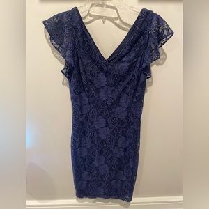 Kensi Lace Navy Dress size 4